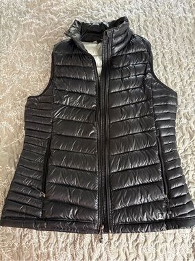 Eastern Mountain Sports Black Quilted Down-Style Vest